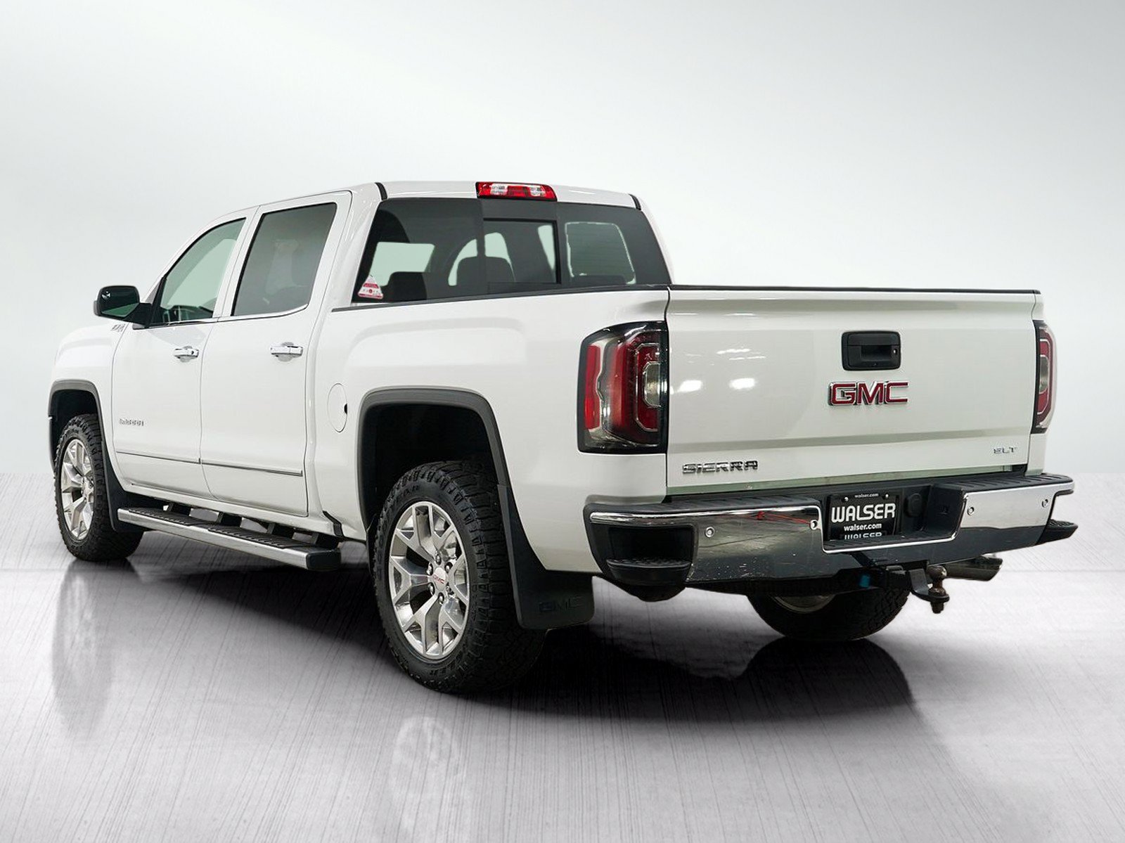 Used 2017 GMC Sierra 1500 SLT AWD/4WD image 3
