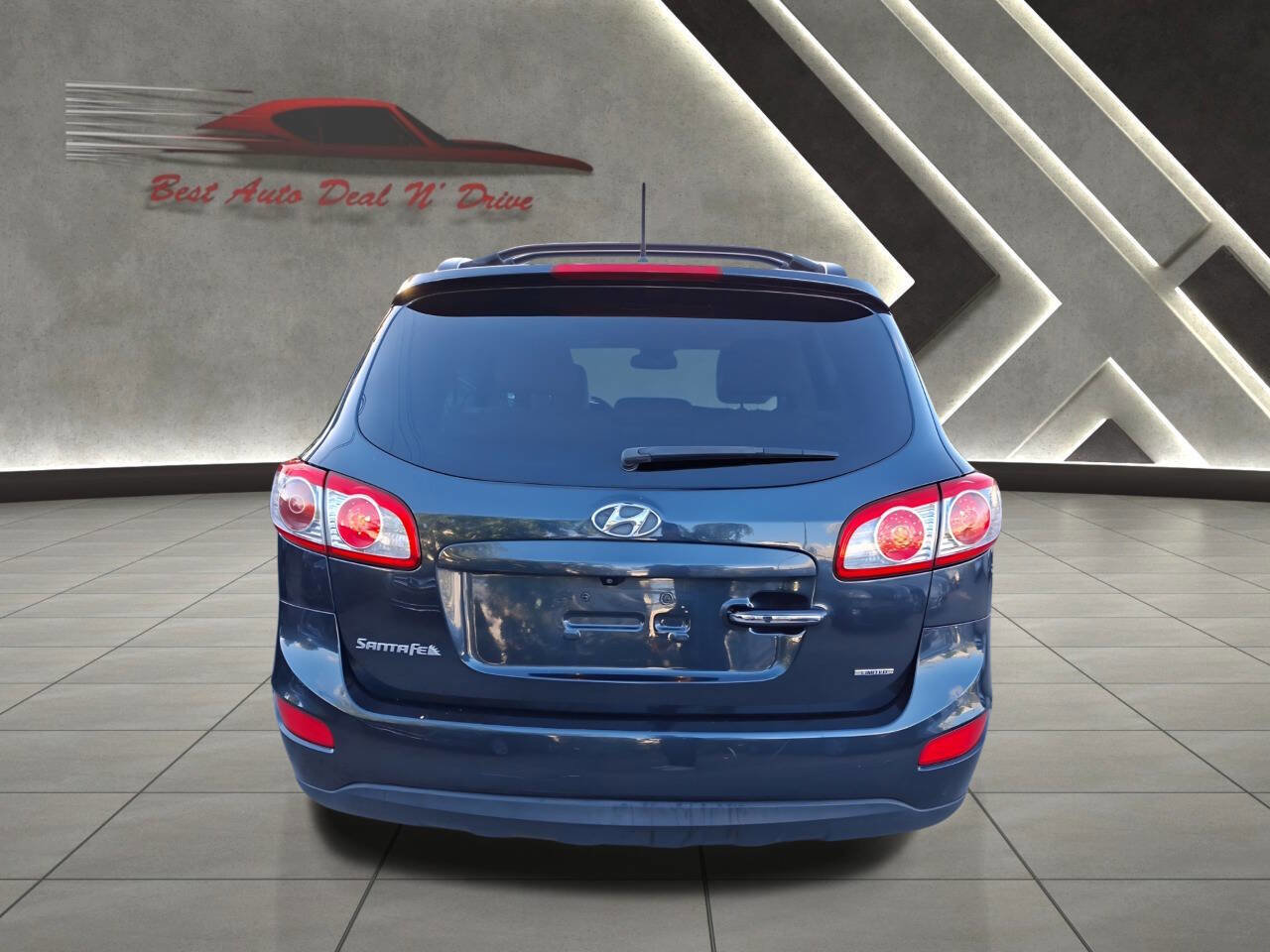 Used 2012 Hyundai Santa Fe Limited w/ Navigation Pkg 4 image 5