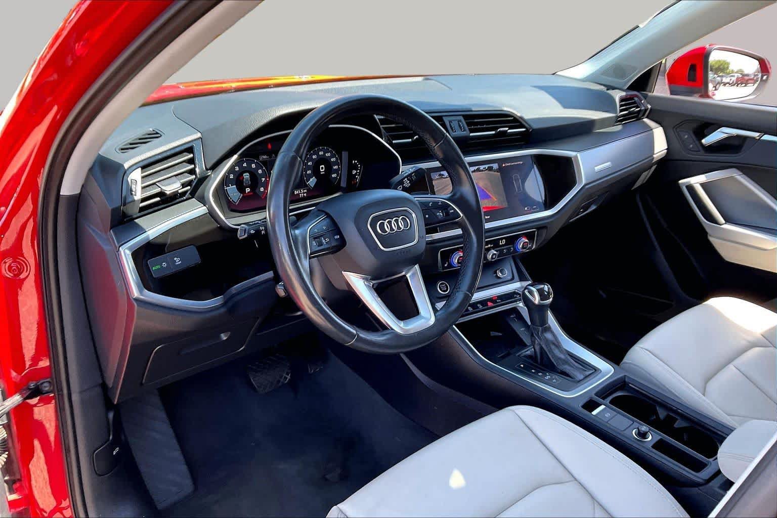 Used 2024 Audi Q3 2.0T Premium AWD/4WD image 18