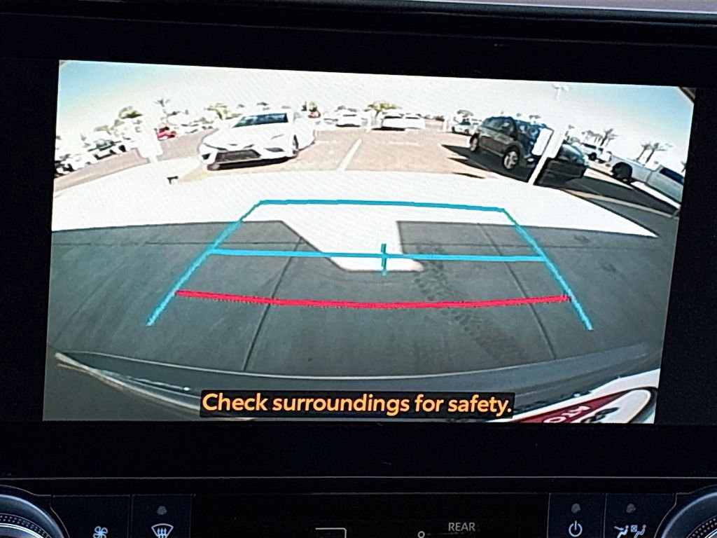 Certified 2025 Toyota Highlander XLE image 15