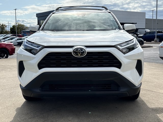 Used 2025 Toyota RAV4 XLE w/ Convenience Package FWD image 11