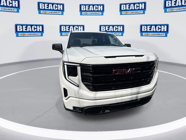 Used 2024 GMC Sierra 1500 Elevation image 3