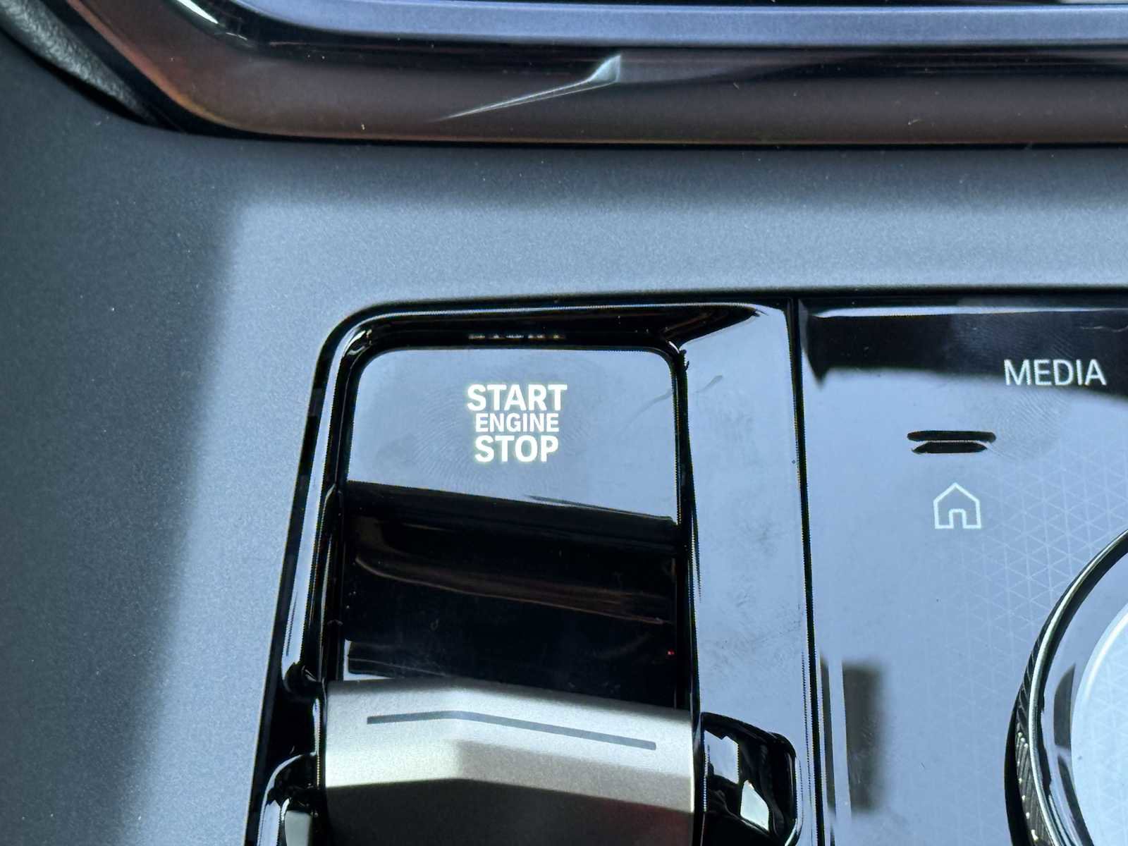 New 2025 BMW X3 xDrive30i w/ Premium Package image 31