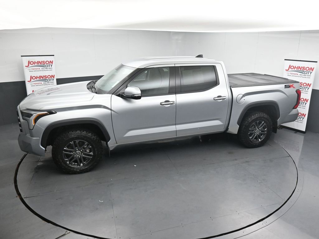 Used 2023 Toyota Tundra SR5 w/ SR5 Convenience Package AWD/4WD image 27