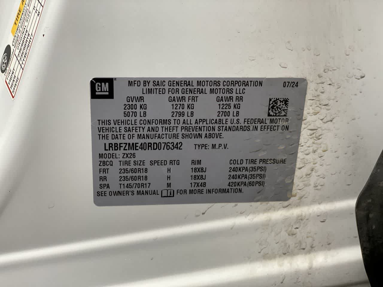 Used 2024 Buick Envision Preferred AWD/4WD image 28