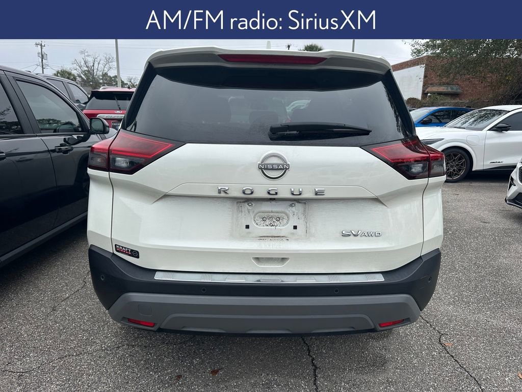 Used 2023 Nissan Rogue SV w/ SV Premium B Package image 3