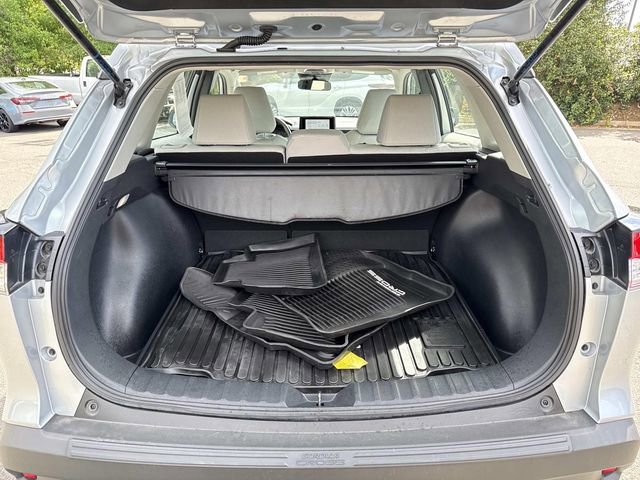 Used 2023 Toyota Corolla Cross L image 12