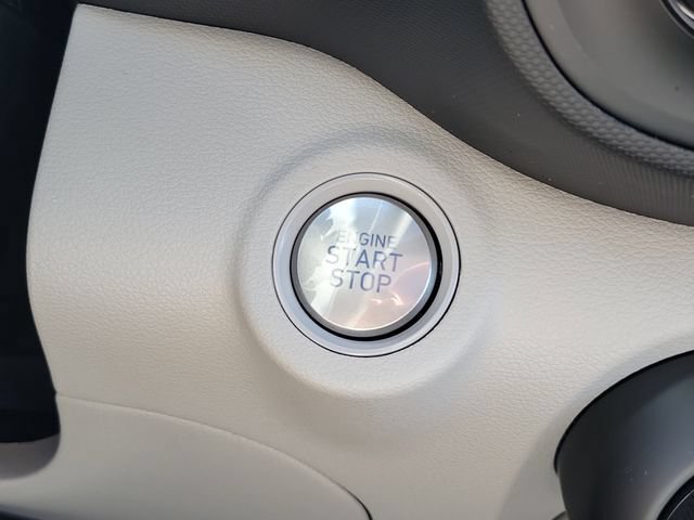 New 2026 Hyundai Venue SEL FWD image 8
