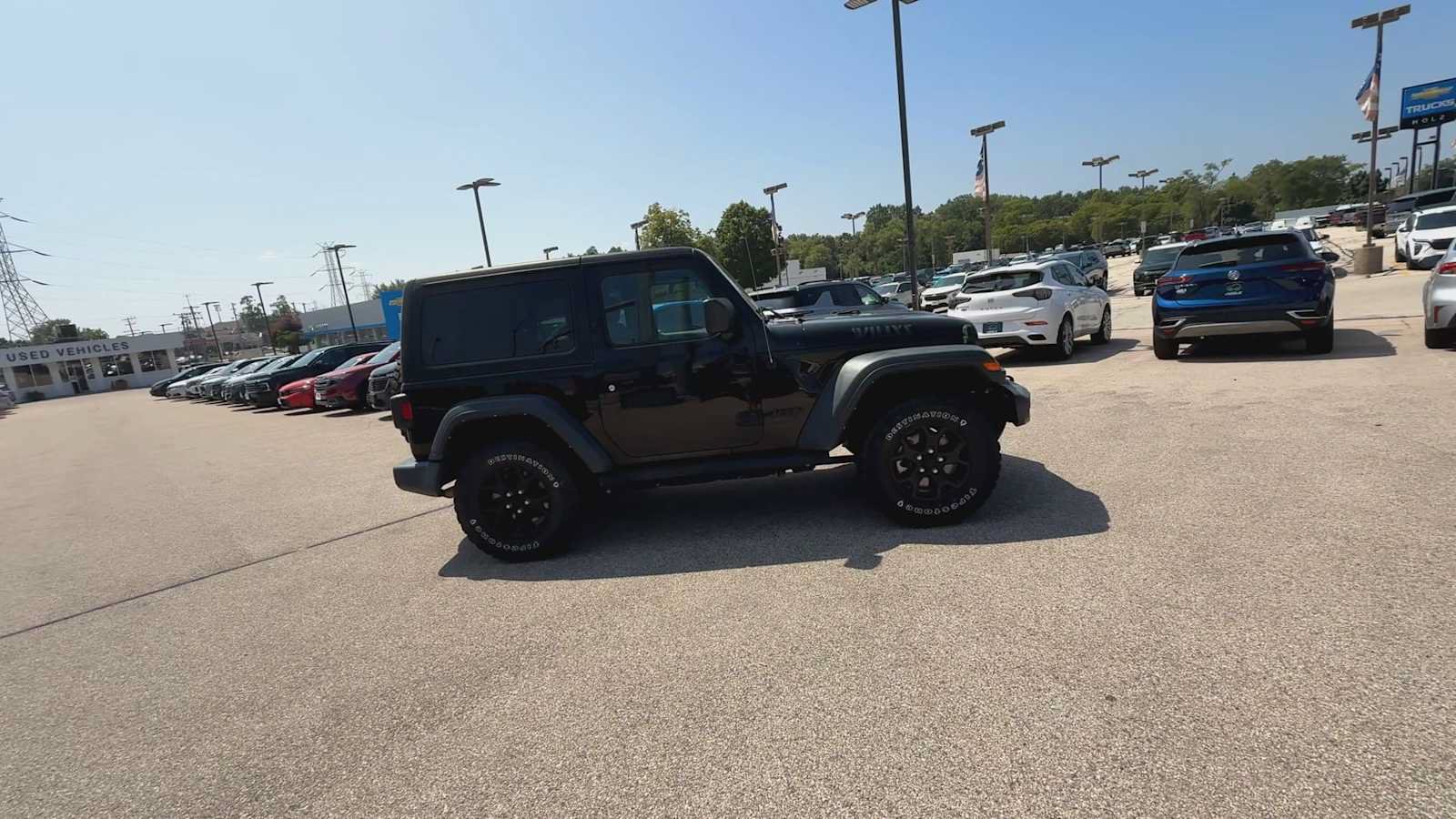 Used 2022 Jeep Wrangler Sport AWD/4WD image 9