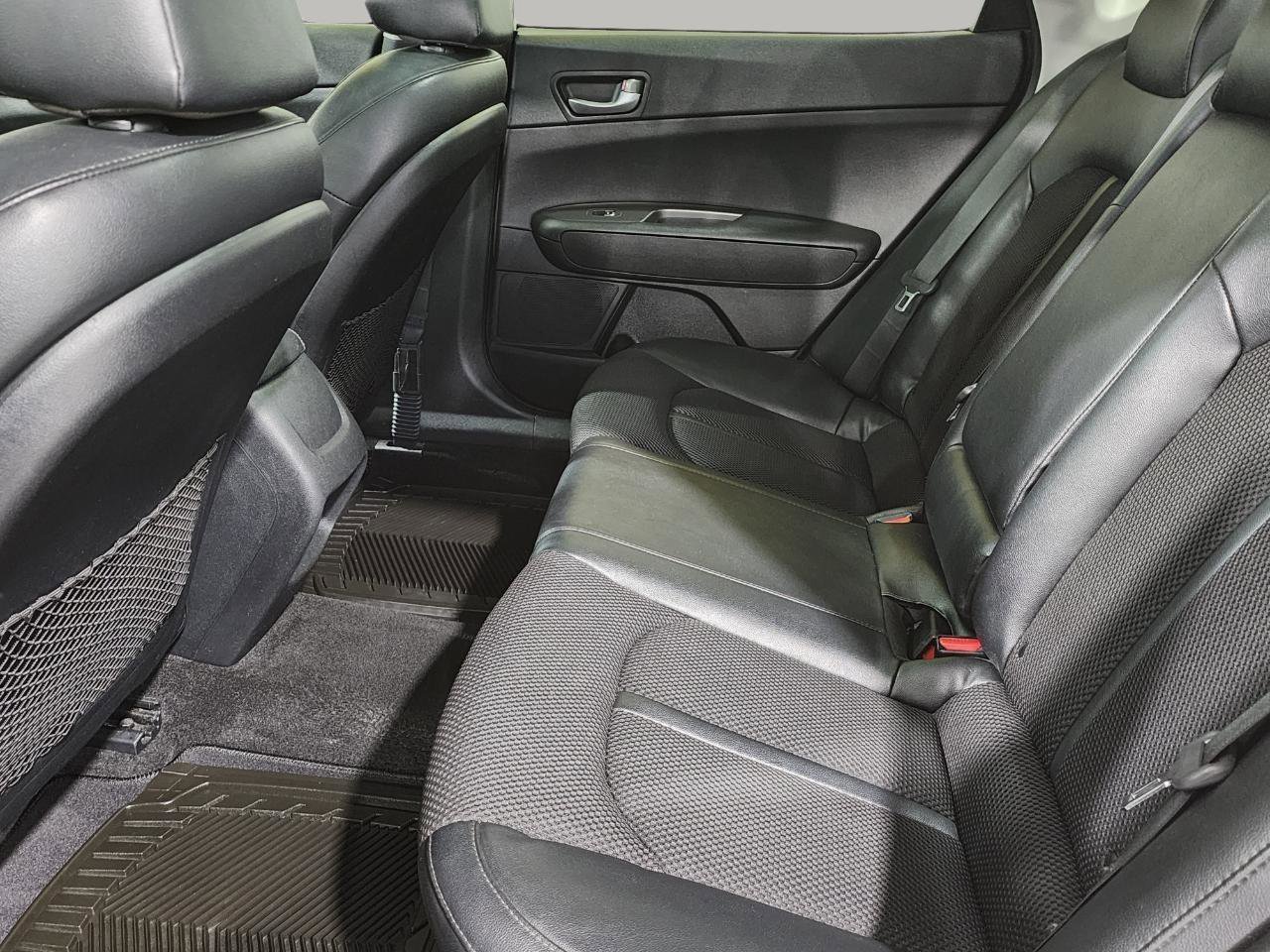 Used 2020 Kia Optima S w/ S Panoramic Sunroof Package image 21