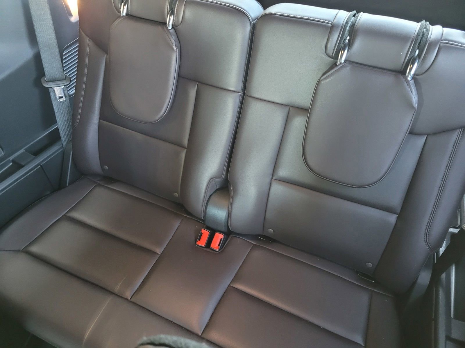 Used 2025 Ford Explorer Platinum w/ LUX Leather Package image 11