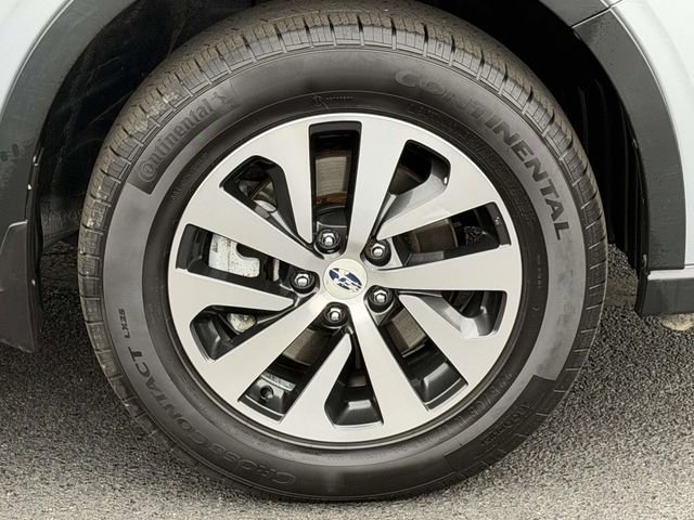 Used 2021 Subaru Outback Premium image 5