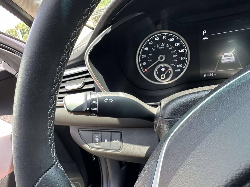 Used 2023 Genesis G70 3.3T AWD/4WD image 30