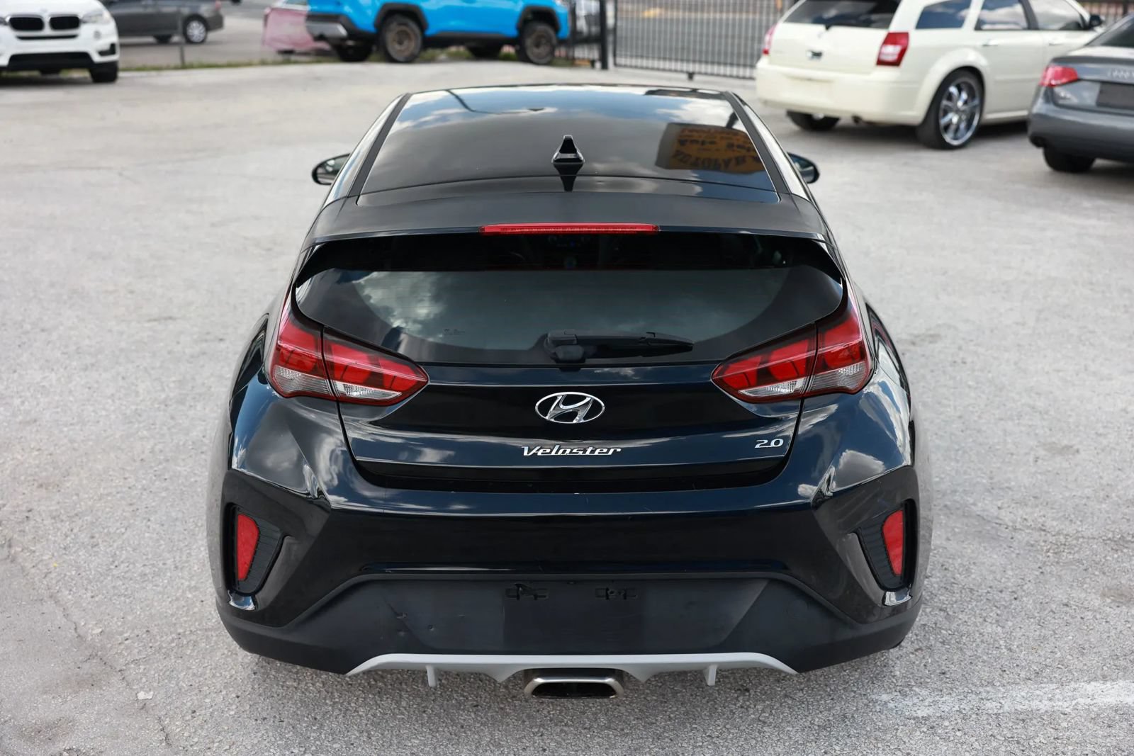 Used 2019 Hyundai Veloster 2.0 FWD image 6