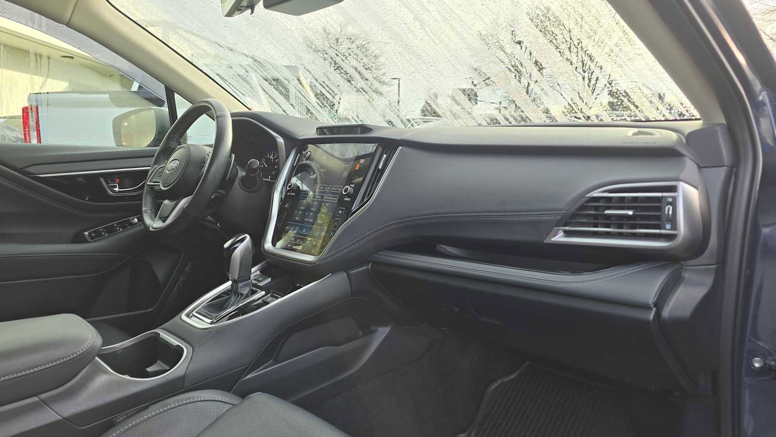 Used 2023 Subaru Outback Touring w/ Popular Package #2 image 12