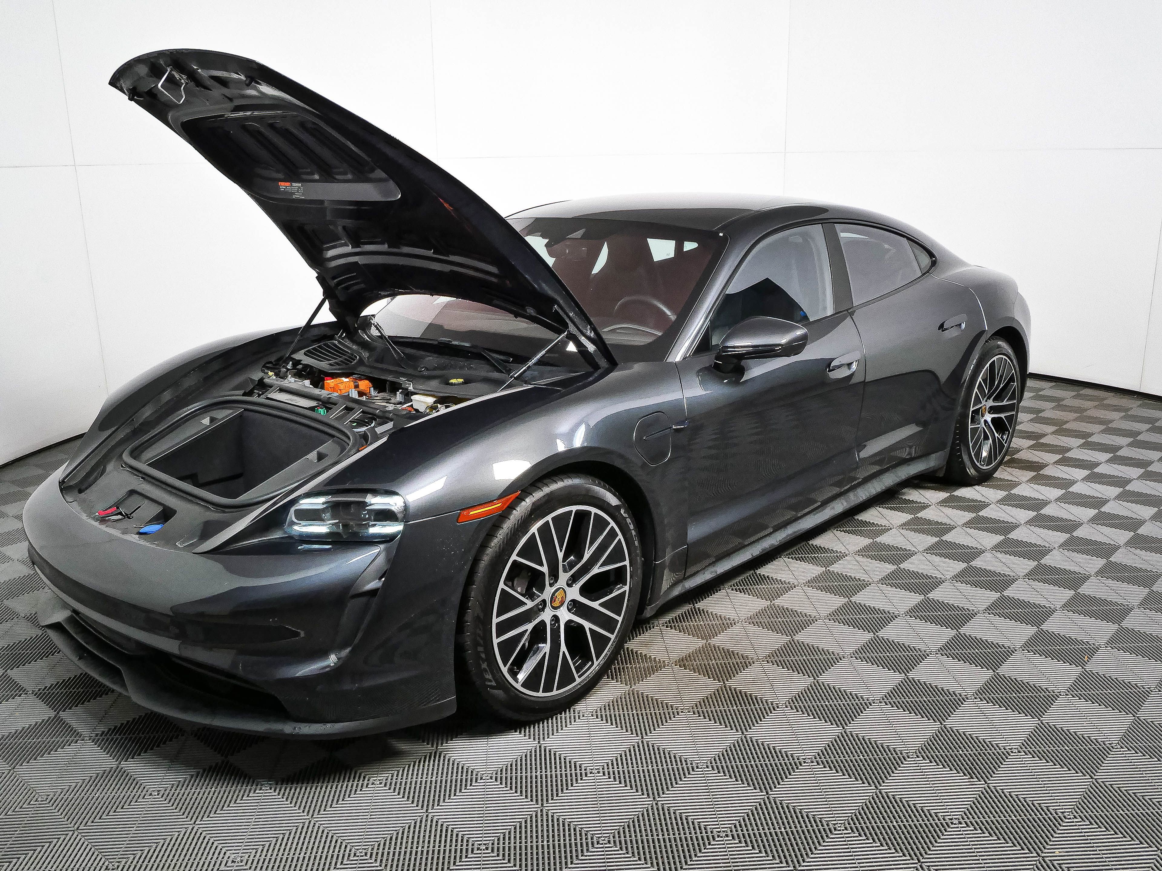 Certified 2023 Porsche Taycan RWD image 32