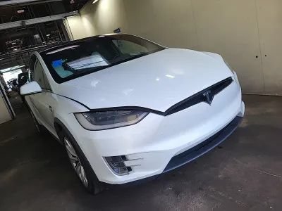Used 2019 Tesla Model X Long Range AWD/4WD image 3