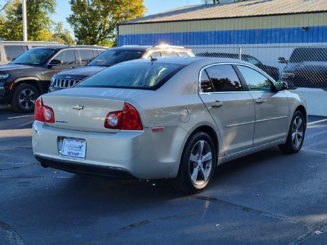 Used 2011 Chevrolet Malibu LT w/ Power Convenience Package FWD image 4
