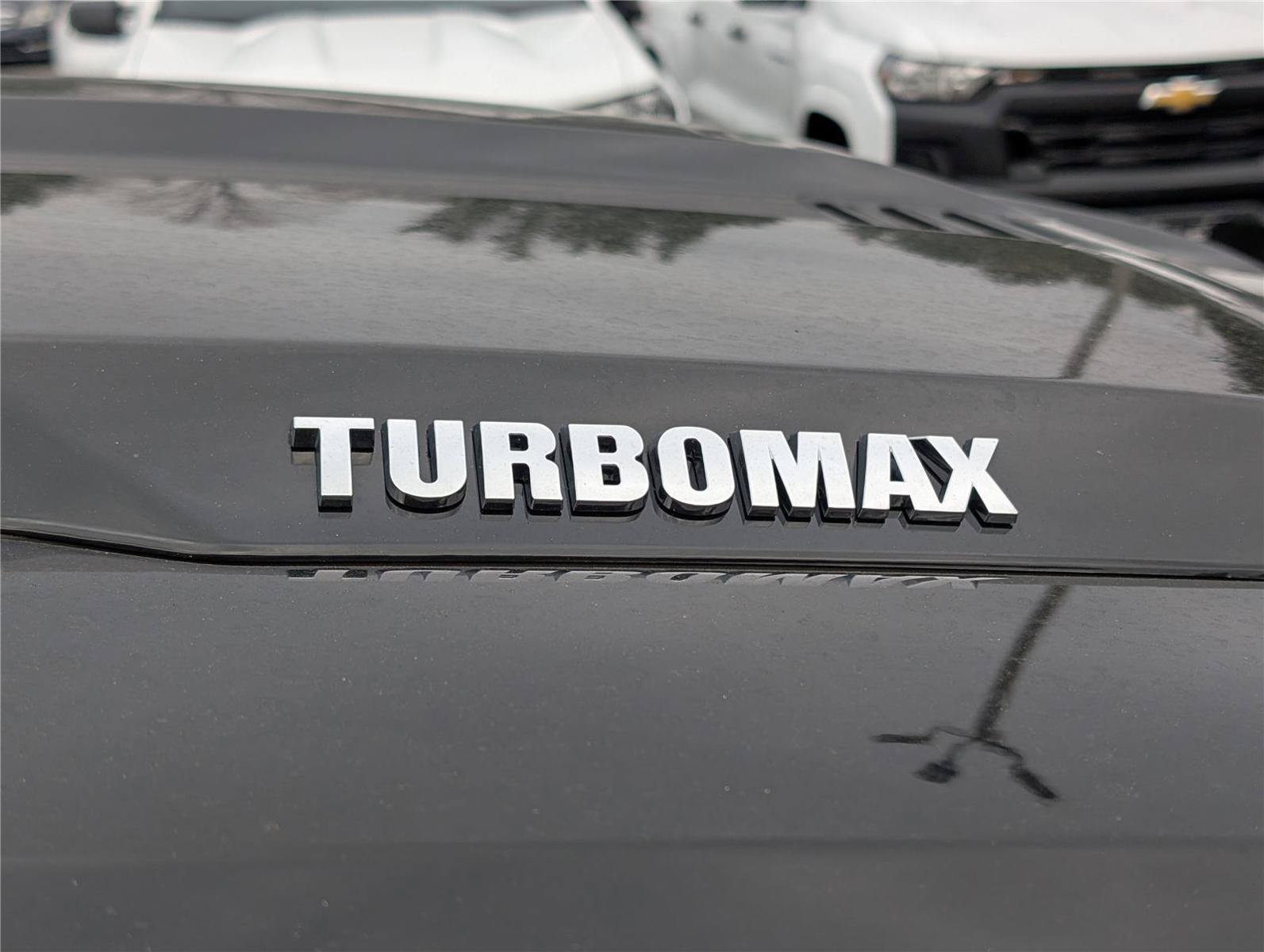 New 2026 Chevrolet Silverado 1500 Custom Trail Boss w/ Turbomax Blackout Package AWD/4WD image 7