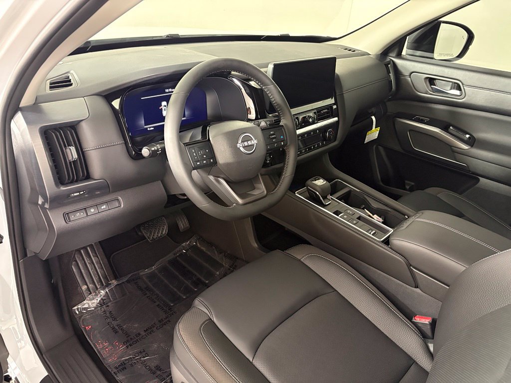 New 2026 Nissan Pathfinder SL FWD image 17