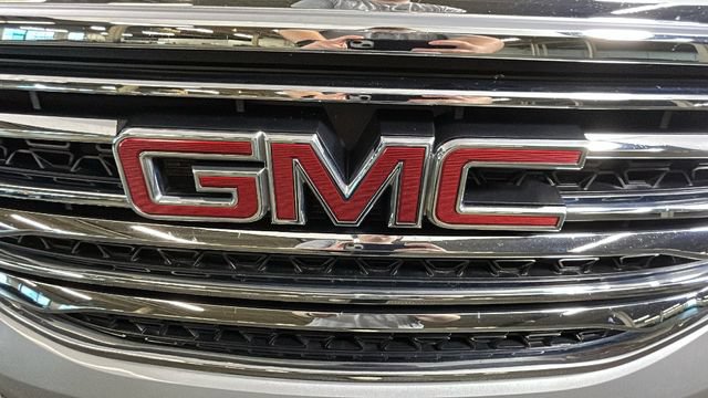 Used 2019 GMC Acadia SLE w/ Driver Alert Package I AWD/4WD image 8