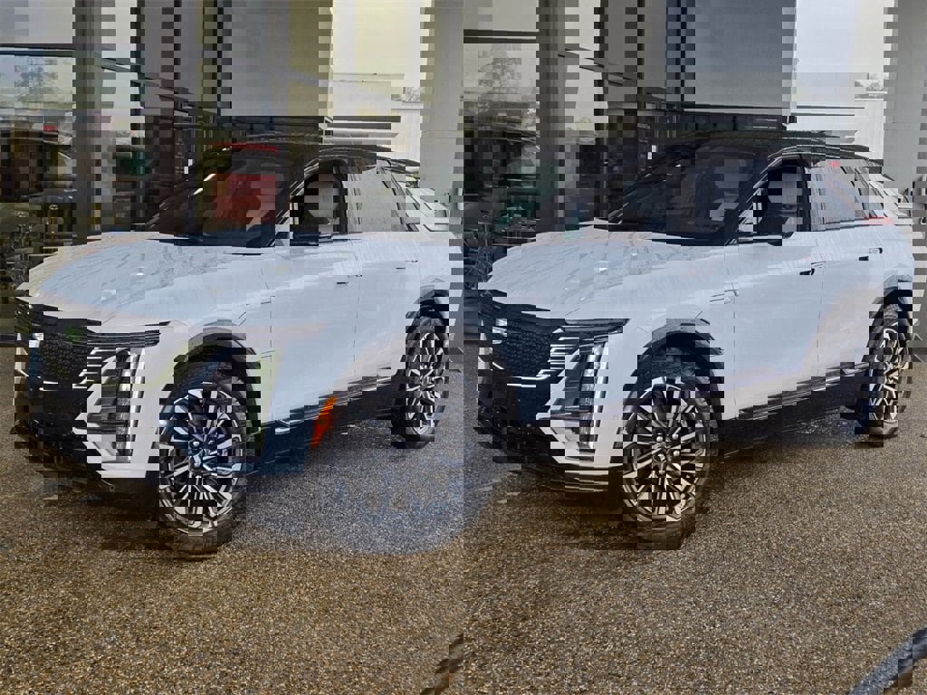 New 2026 Cadillac Lyriq Sport image 1