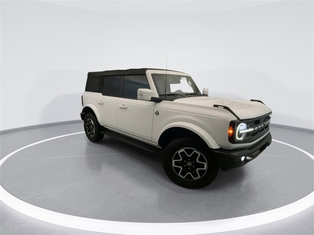 Used 2022 Ford Bronco Outer Banks image 6