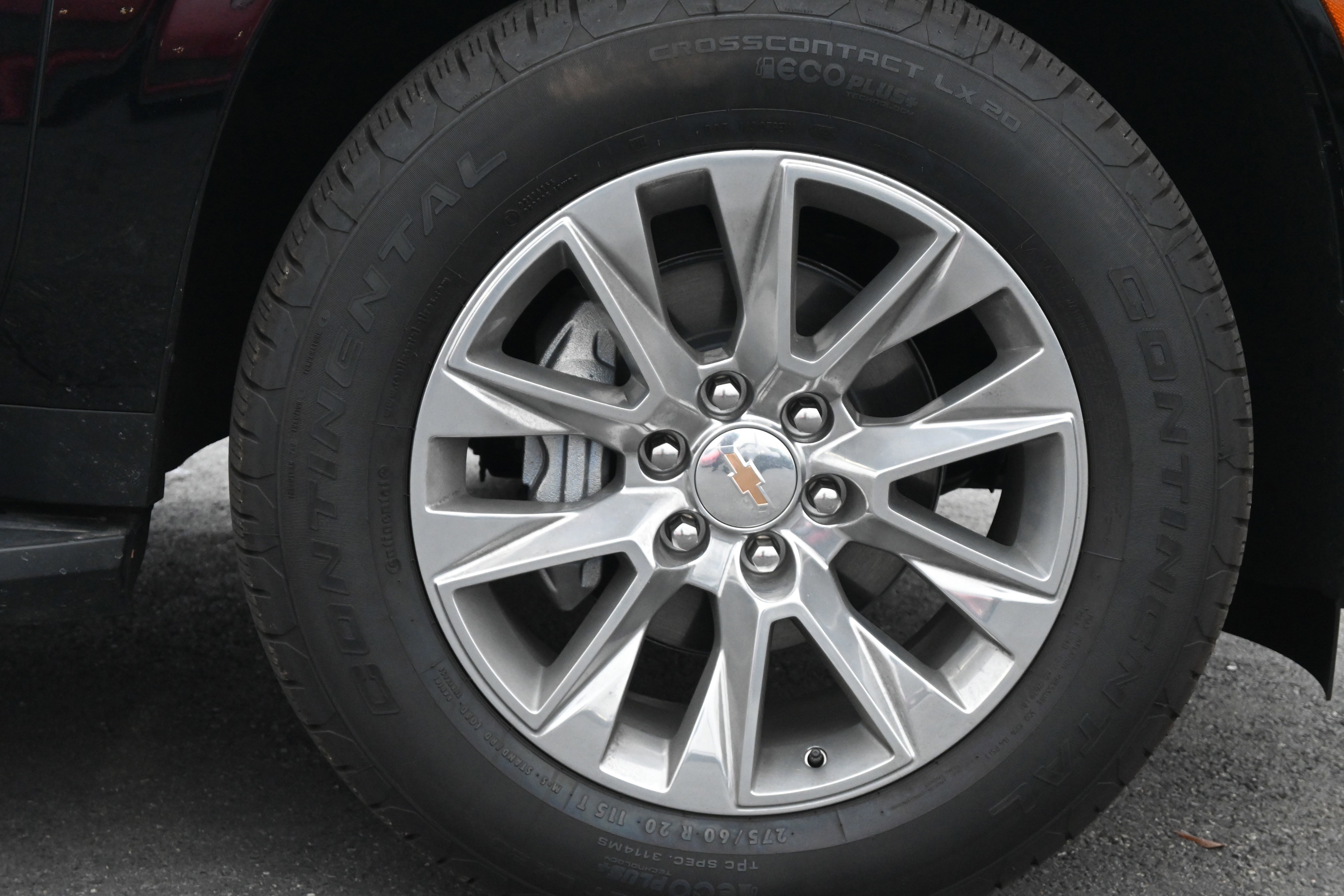 Used 2025 Chevrolet Tahoe Premier w/ Sun And Tow Package image 14