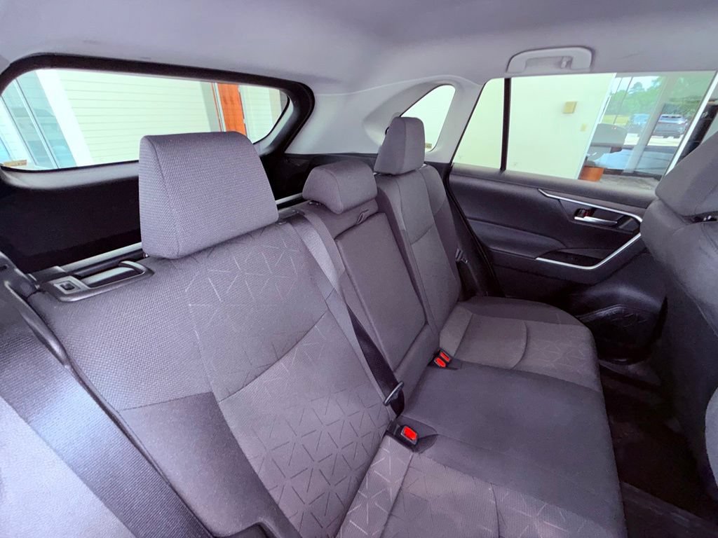 Used 2024 Toyota RAV4 AWD Hybrid image 10
