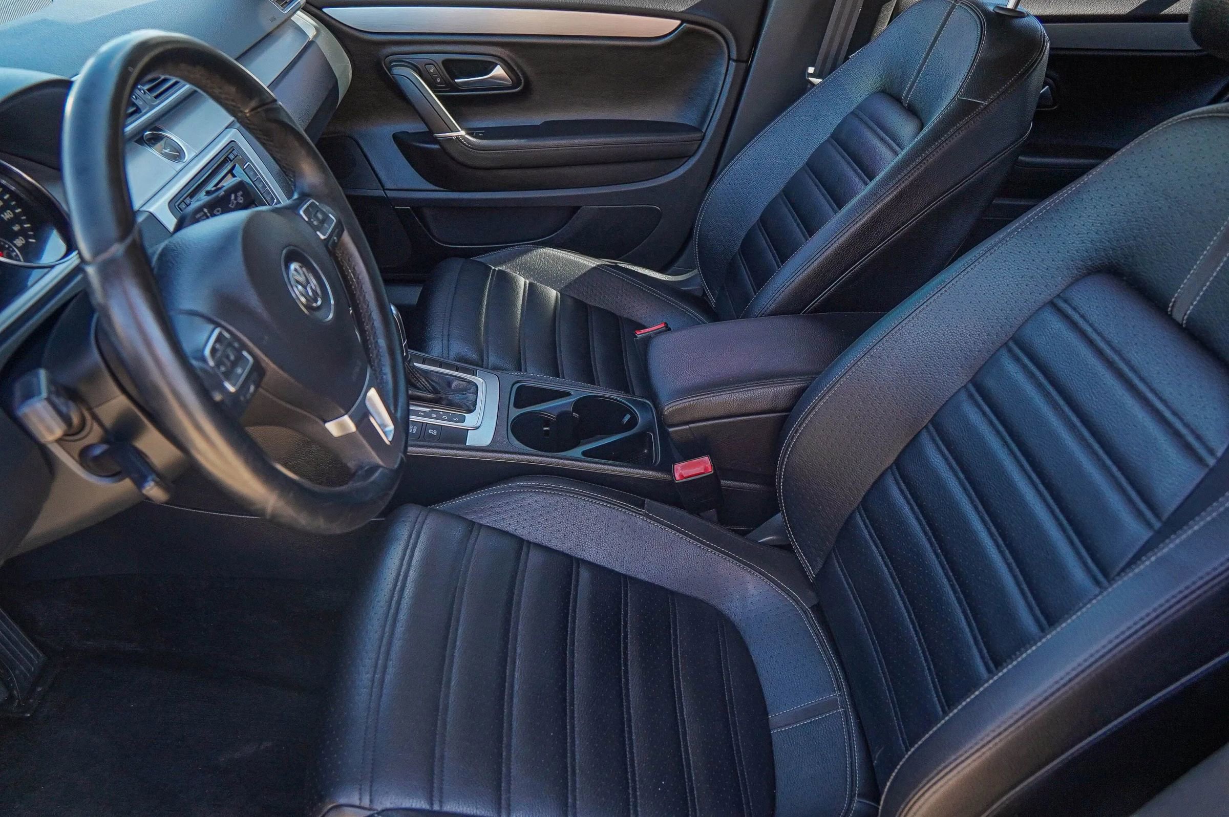 Used 2012 Volkswagen CC Lux Limited image 19