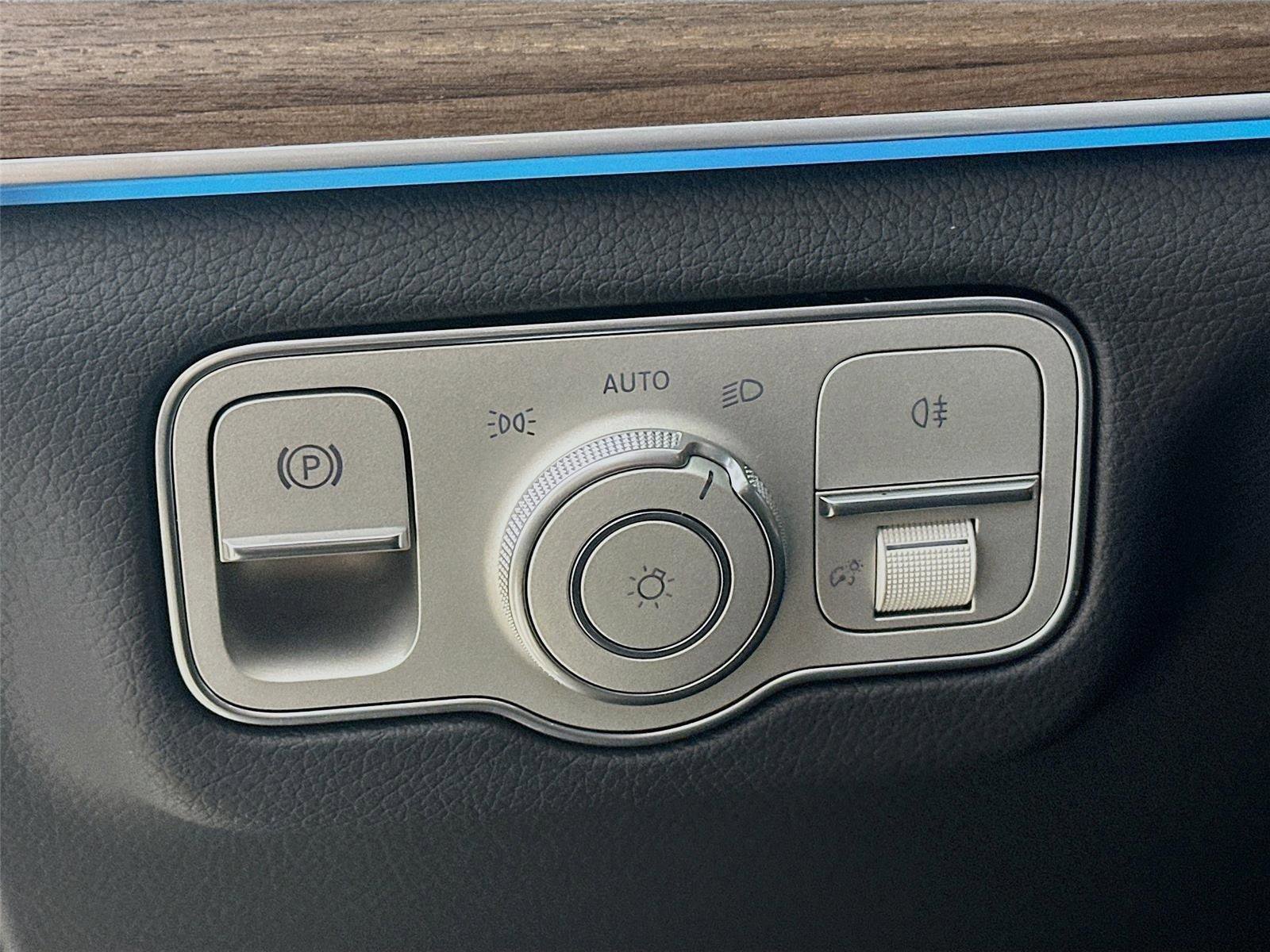 Certified 2026 Mercedes-Benz GLS 450 GLS 450 image 10