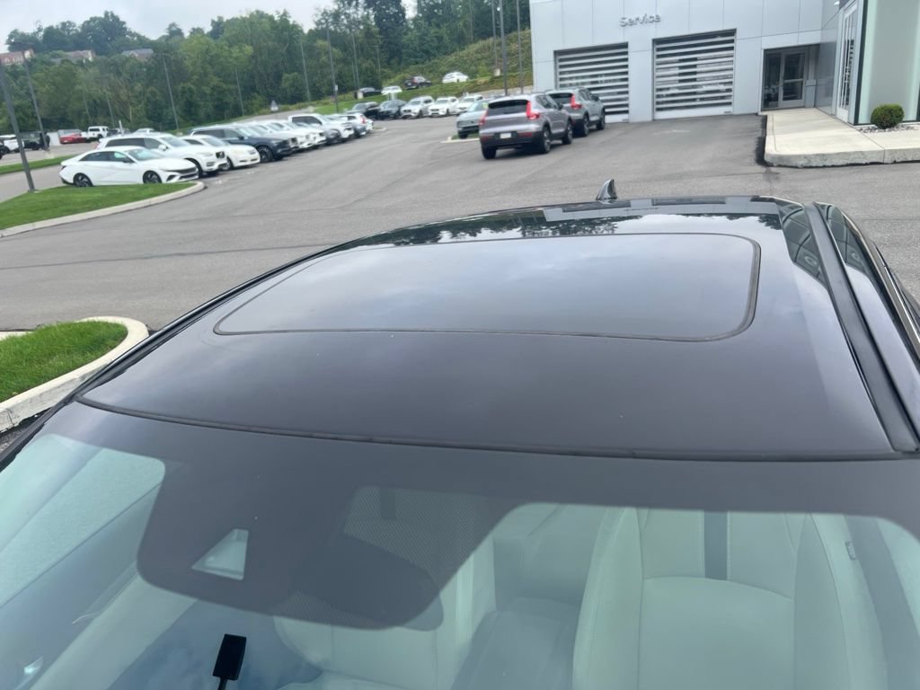 Used 2017 Honda Civic EX-L image 10