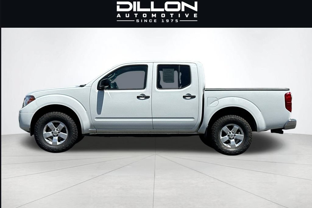 Used 2013 Nissan Frontier SV AWD/4WD image 7