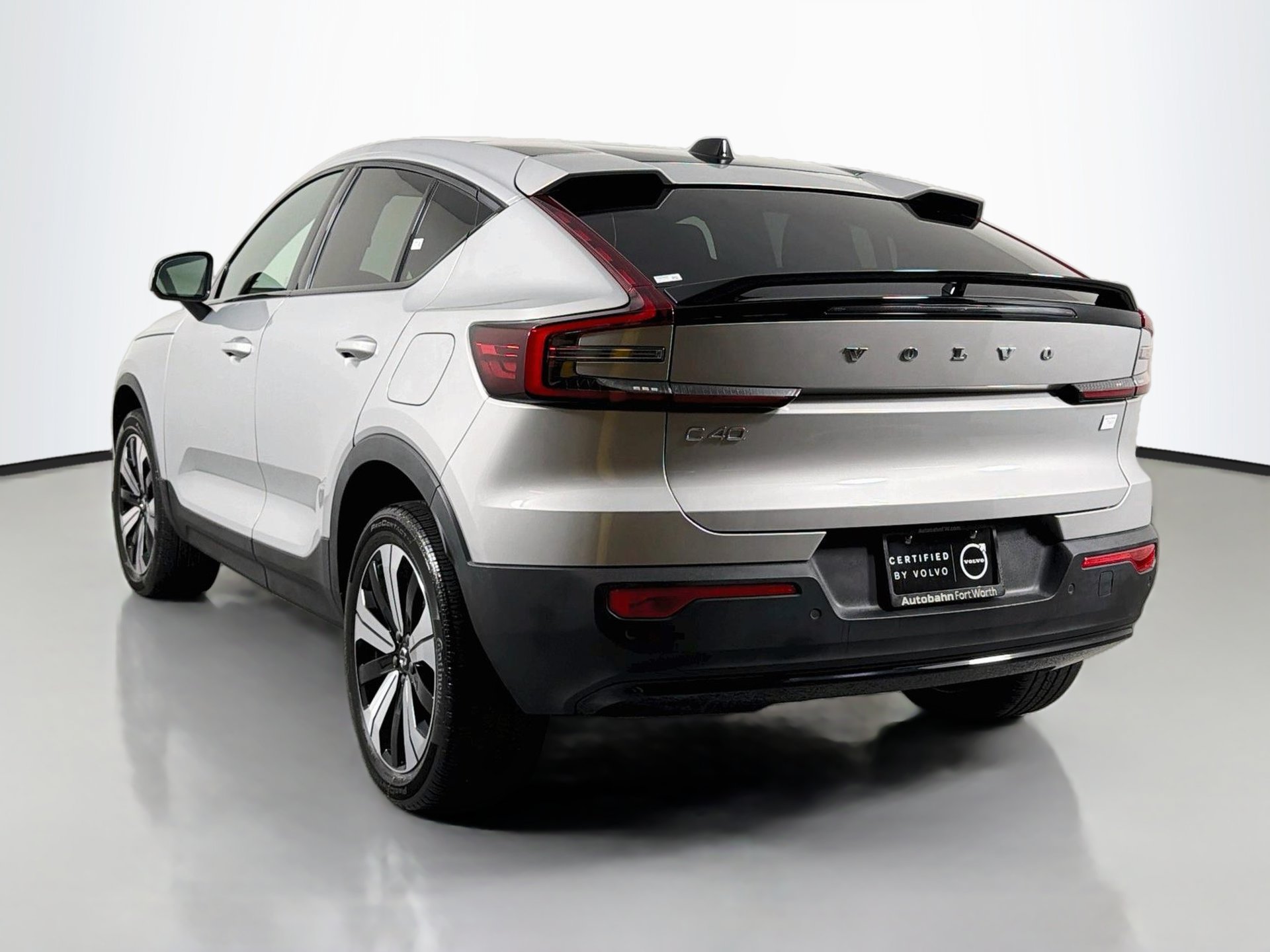Certified 2023 Volvo C40 Recharge Core AWD/4WD image 8