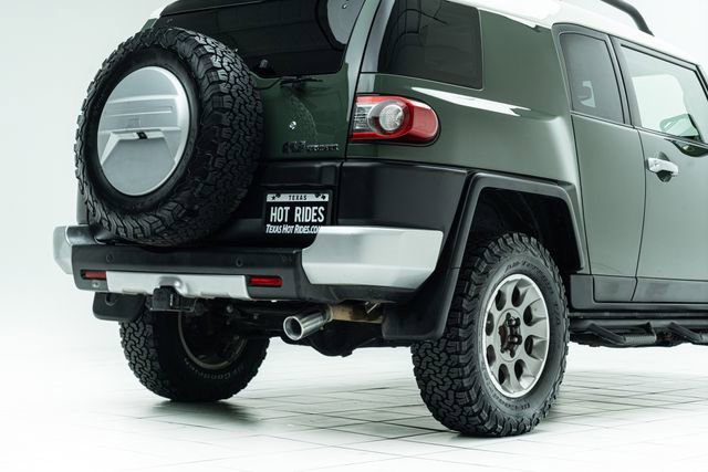 Used 2014 Toyota FJ Cruiser 4WD w/ Upgrade Package image 14