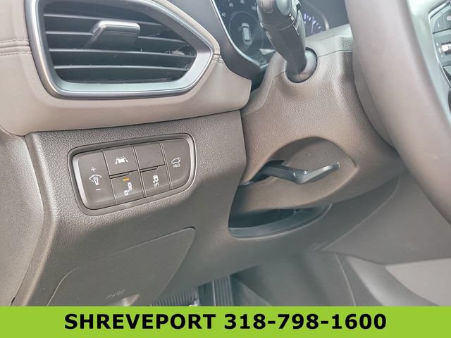 Used 2019 Hyundai Santa Fe SEL FWD image 17