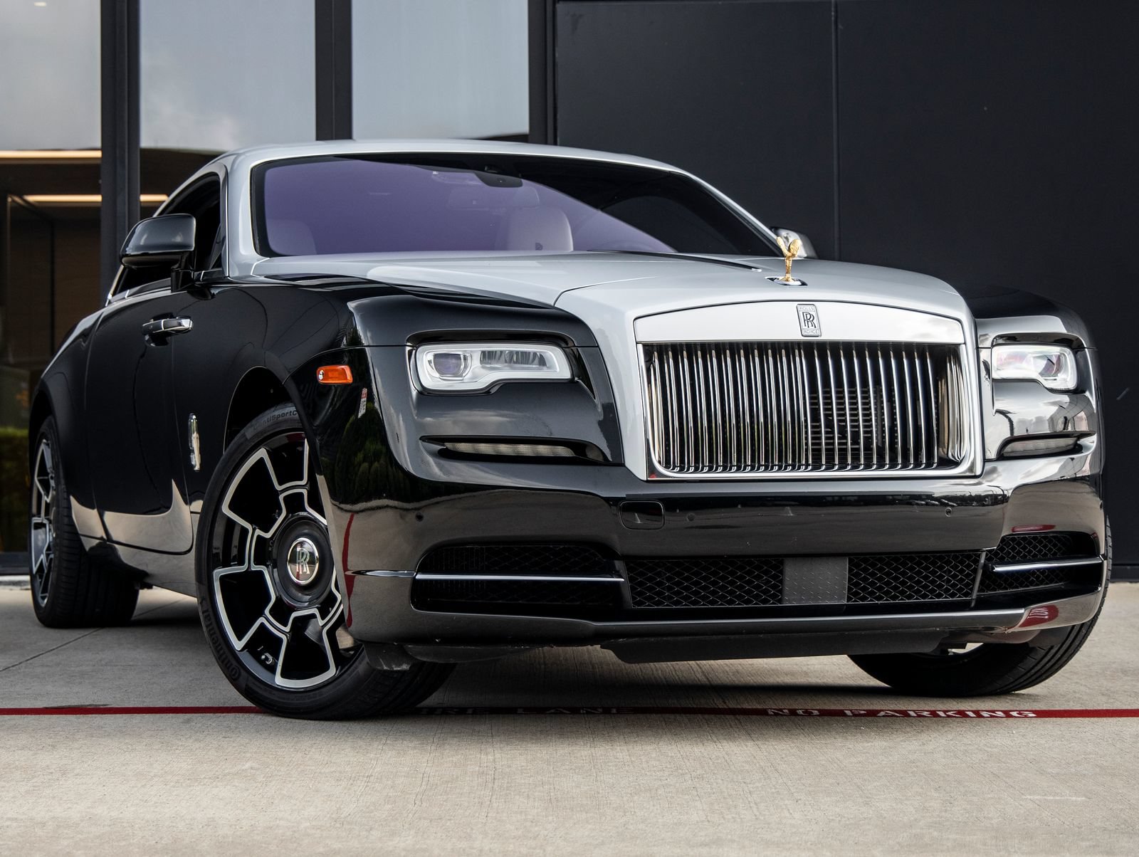 Used 2019 Rolls-Royce Wraith RWD image 5