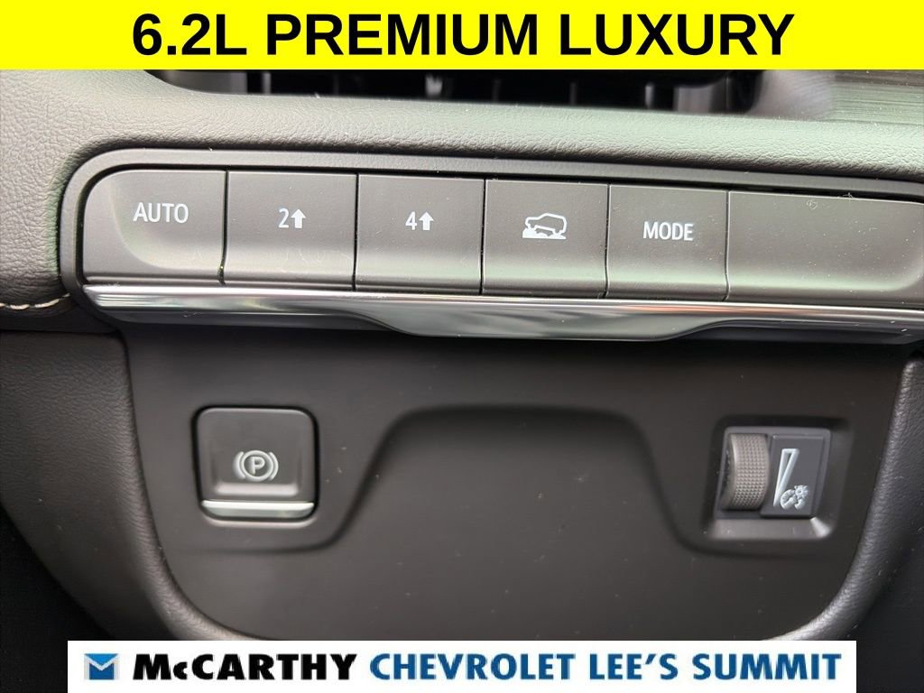 Used 2023 Cadillac Escalade Premium Luxury w/ LPO, Illumination Package AWD/4WD image 13