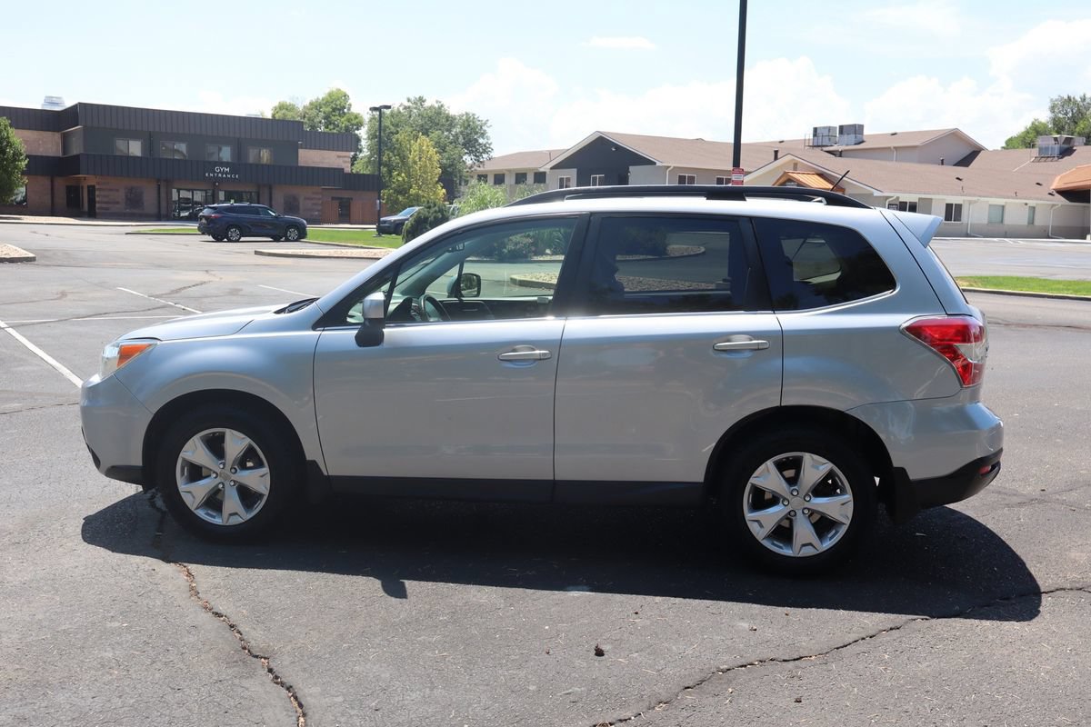 Used 2015 Subaru Forester 2.5i Limited AWD/4WD image 9