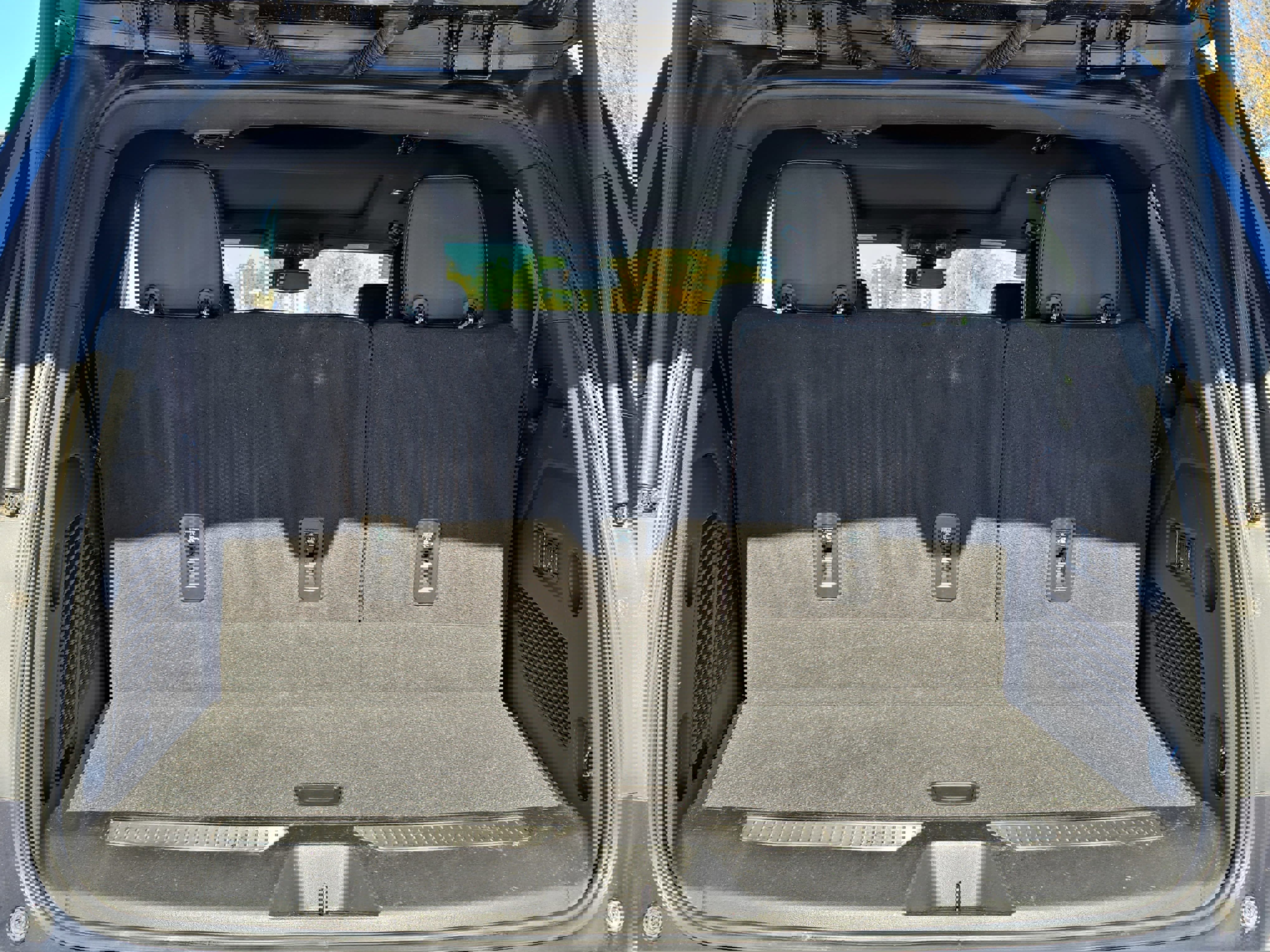 Used 2022 Chevrolet Tahoe Z71 w/ Luxury Package image 14