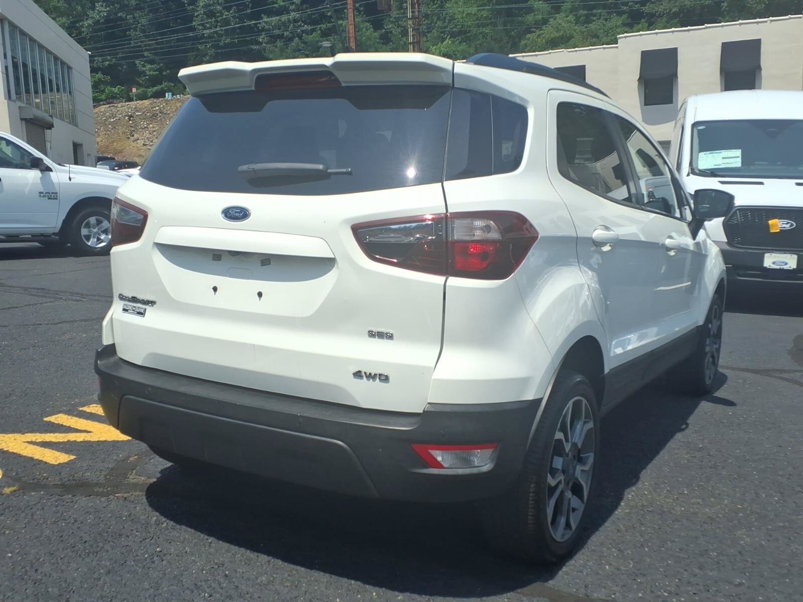 Used 2019 Ford EcoSport SES w/ SES Black Appearance Package AWD/4WD image 5