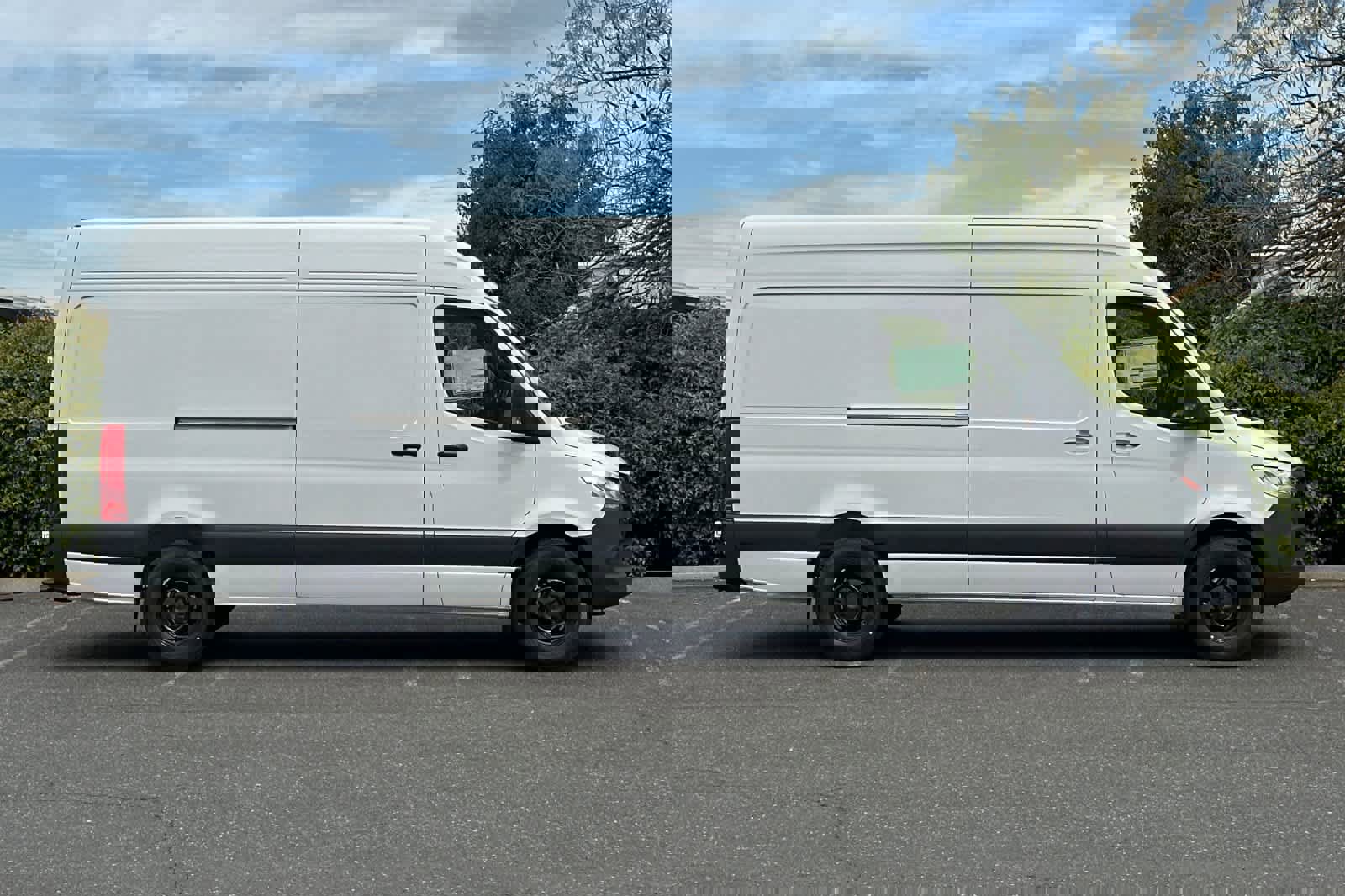 New 2025 Mercedes-Benz Sprinter 2500 image 2