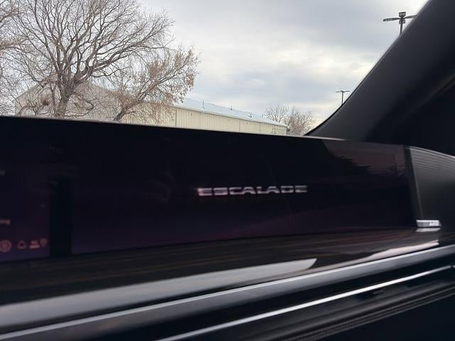 Certified 2025 Cadillac Escalade ESV Premium Luxury w/ Touring Package AWD/4WD image 36