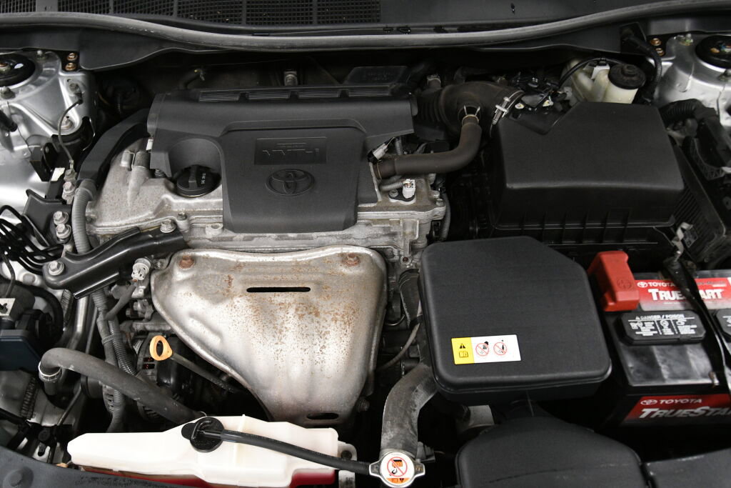 Used 2017 Toyota Camry LE image 33