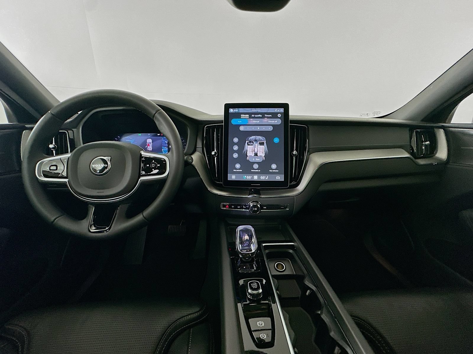 New 2026 Volvo XC60 B5 Ultra w/ Protection Package Premier AWD/4WD image 14