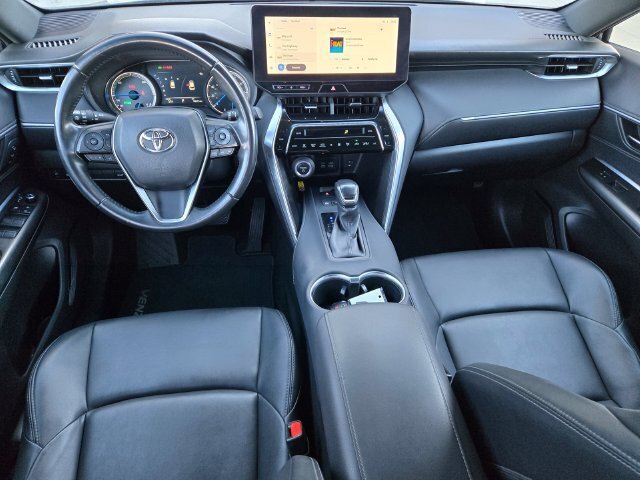 Certified 2023 Toyota Venza XLE AWD/4WD image 11