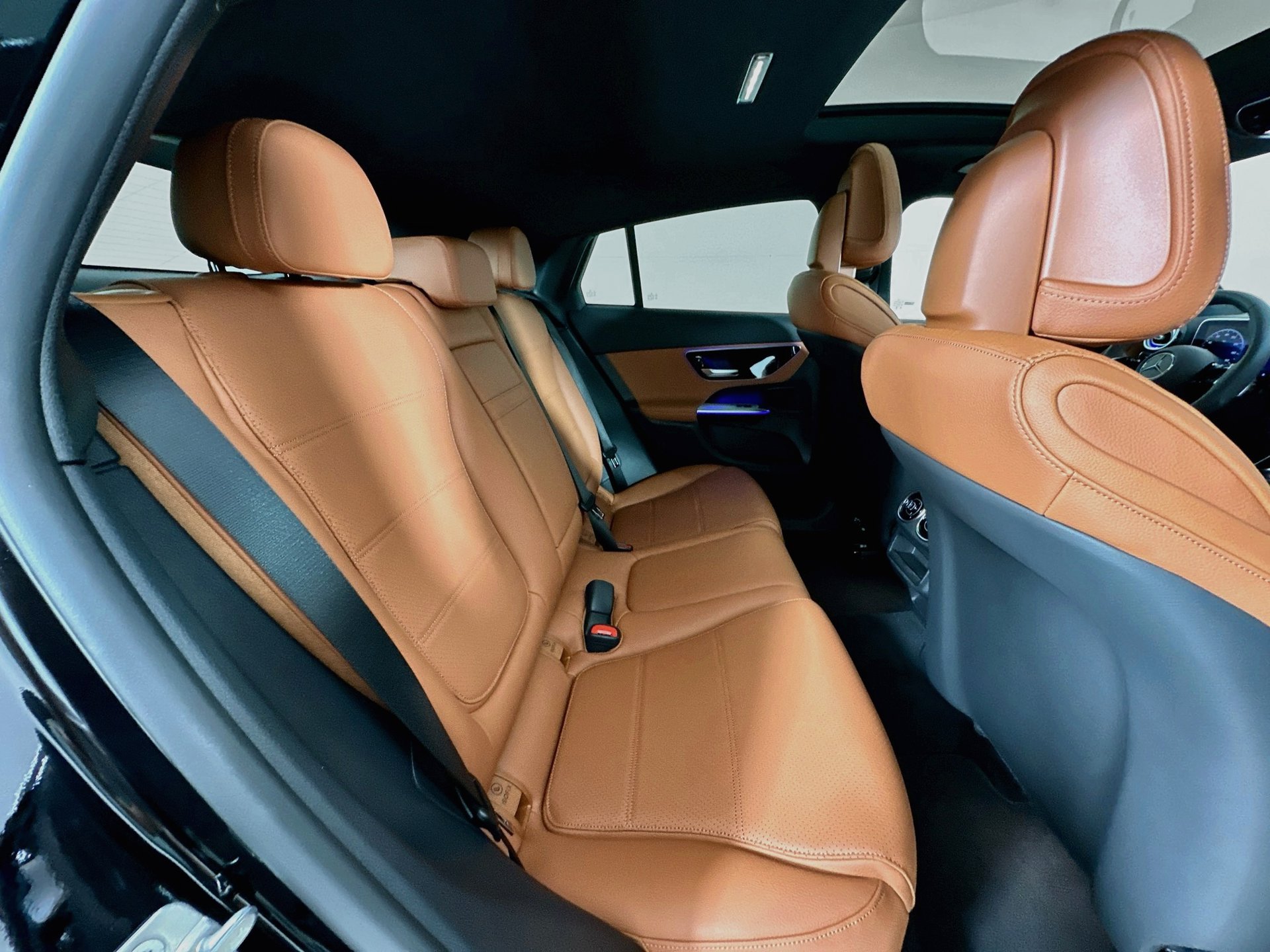 New 2027 Mercedes-Benz GLC 300 4MATIC image 30