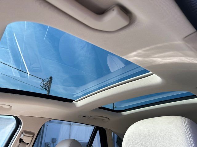 Used 2020 Mercedes-Benz GLC 300 image 39