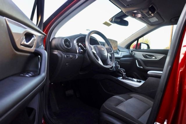 Used 2023 Chevrolet Blazer LT w/ Convenience Package image 6