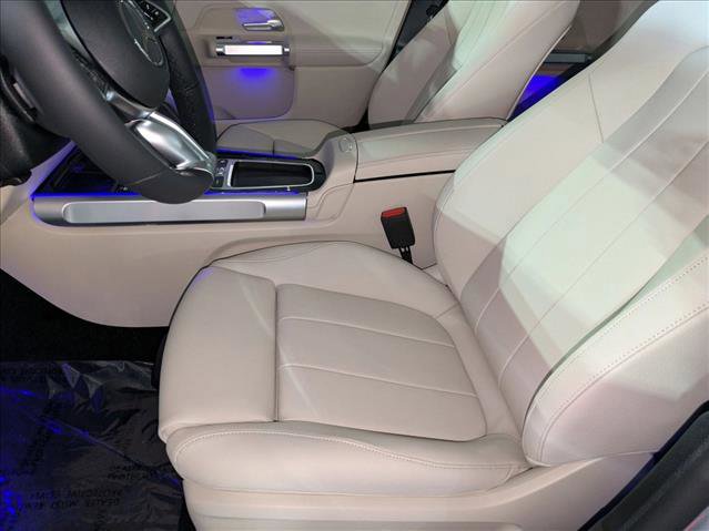 New 2026 Mercedes-Benz GLB 250 image 4